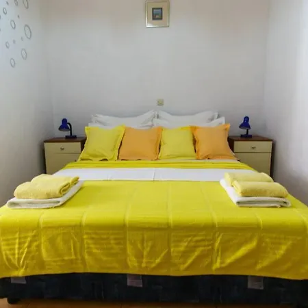 Apartment Lovely Studio For 2 Free Private Parking